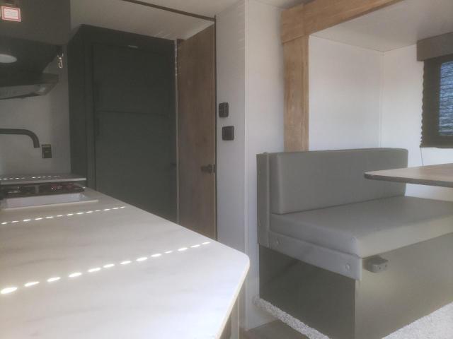 4YDTSGG14NW104748 - 2022 KEYSTONE SPRINGER 白色 照片 6