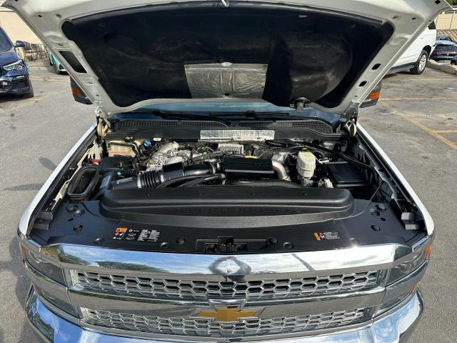 1GC1KREY2KF154131 - 2019 CHEVROLET SILVERADO K2500 HEAVY DUTY WHITE photo 5