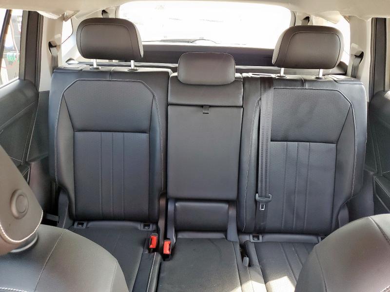 3VV3B7AX5NM137937 - 2022 VOLKSWAGEN TIGUAN SE 灰色 照片 10