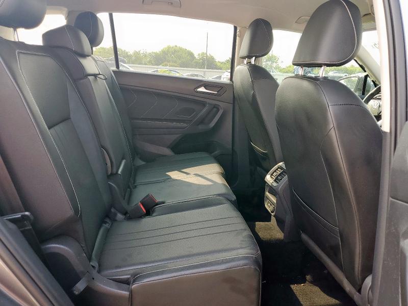 3VV3B7AX5NM137937 - 2022 VOLKSWAGEN TIGUAN SE 灰色 照片 11