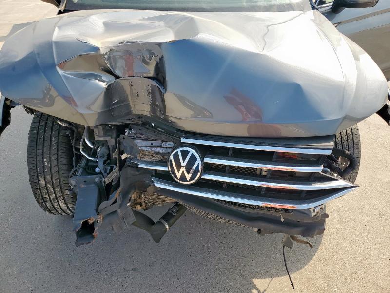 3VV3B7AX5NM137937 - 2022 VOLKSWAGEN TIGUAN SE 灰色 照片 12