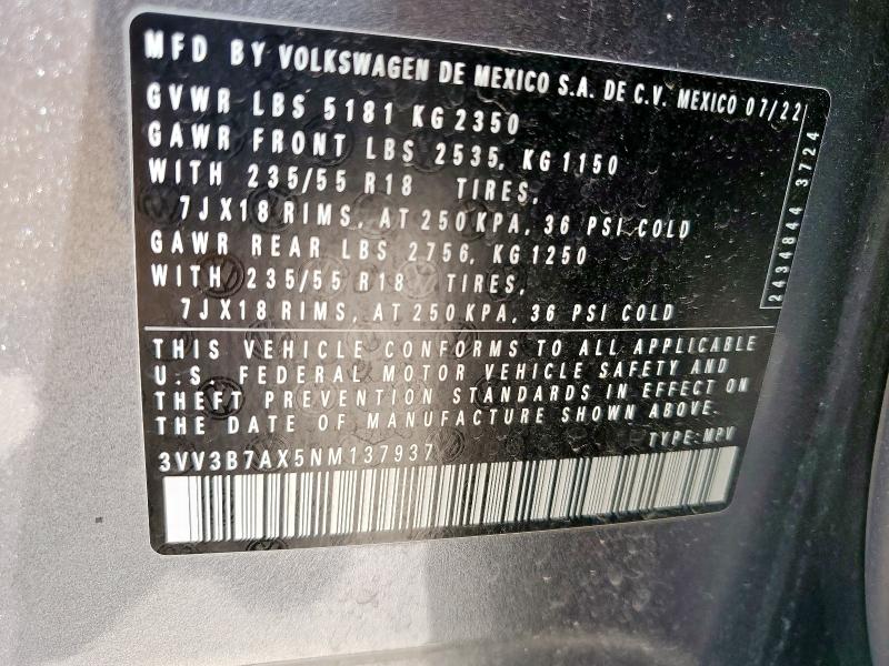 3VV3B7AX5NM137937 - 2022 VOLKSWAGEN TIGUAN SE 灰色 照片 14