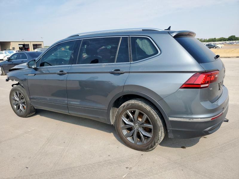 3VV3B7AX5NM137937 - 2022 VOLKSWAGEN TIGUAN SE 灰色 照片 2