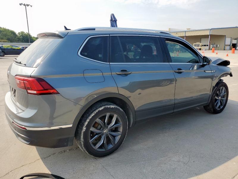 3VV3B7AX5NM137937 - 2022 VOLKSWAGEN TIGUAN SE 灰色 照片 3