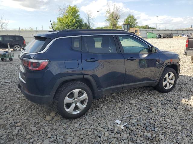 3C4NJDBB8JT168336 - 2018 JEEP COMPASS LATITUDE ლურჯი ფოტო 3