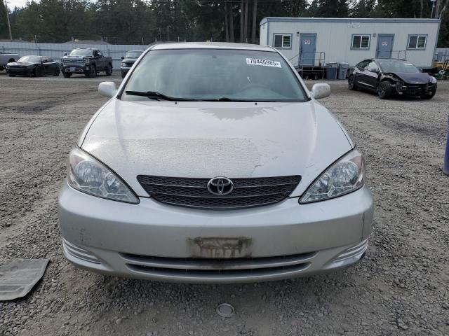 4T1BE32KX3U175424 - 2003 TOYOTA CAMRY LE 银色 照片 5