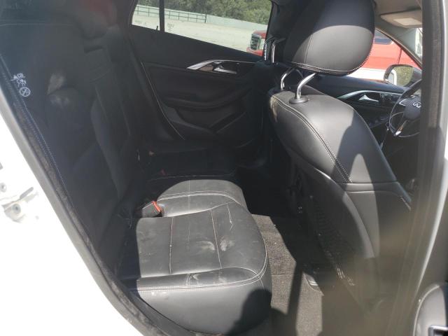 SJKCH5CR3HA034305 - 2017 INFINITI QX30 BASE WHITE photo 10