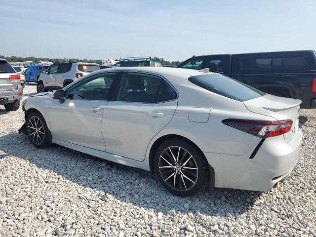 4T1G31AK4PU058803 - 2023 TOYOTA CAMRY SE NIGHT SHADE WHITE photo 2