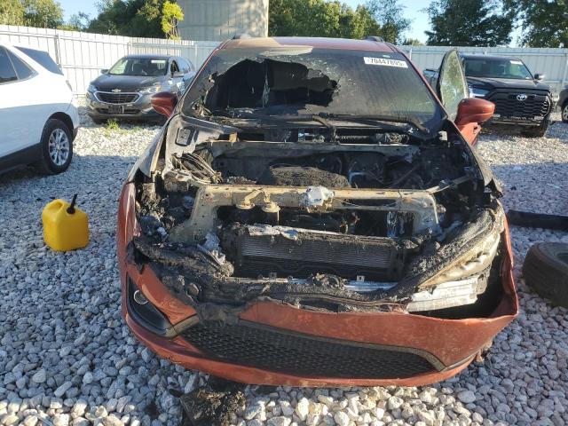 2C4RC1BG8JR234375 - 2018 CHRYSLER PACIFICA TOURING L RED photo 5