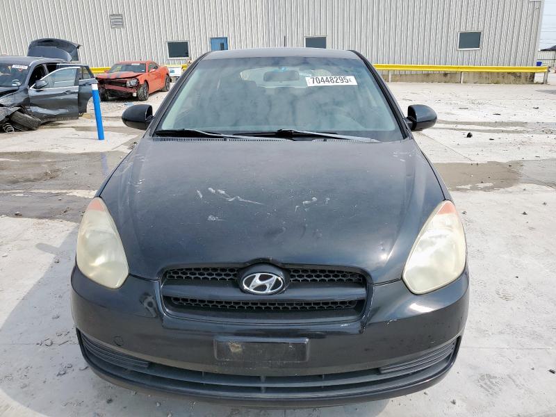 KMHCM36C88U082578 - 2008 HYUNDAI ACCENT GS BLACK photo 5