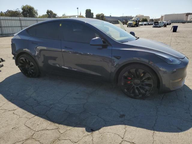 5YJYGDEF6MF268352 - 2021 TESLA MODEL Y GRAY photo 4
