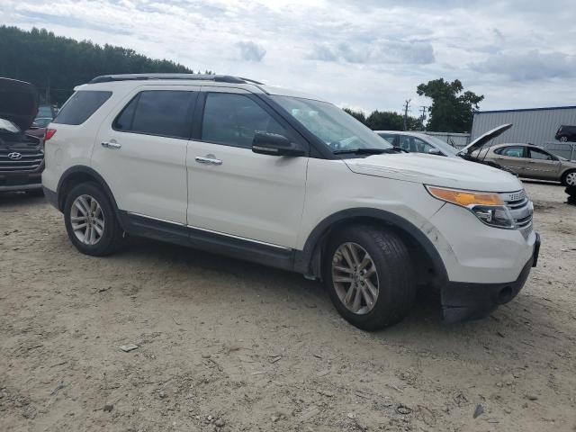 1FMHK7D88BGA86590 - 2011 FORD EXPLORER XLT WHITE photo 4