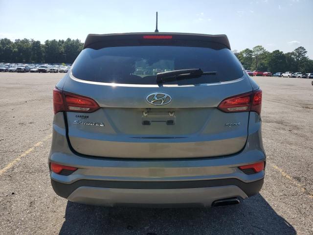 5NMZT3LB9JH080915 - 2018 HYUNDAI SANTA FE S GRAY photo 6