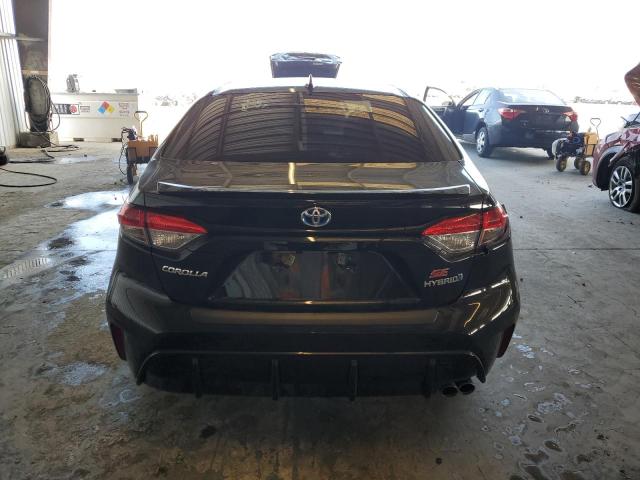 JTDBCMFE4RJ036081 - 2024 TOYOTA COROLLA LE BLACK photo 6