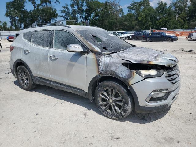 5XYZU4LA8HG432056 - 2017 HYUNDAI SANTA FE S SILVER photo 4