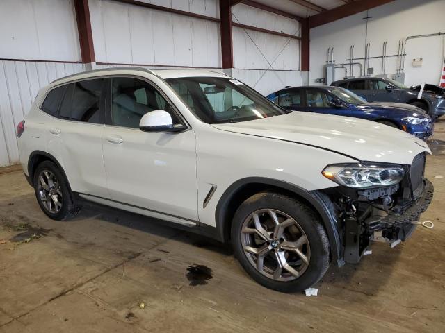 5UX53DP08N9J07860 - 2022 BMW X3 XDRIVE30I WHITE photo 4