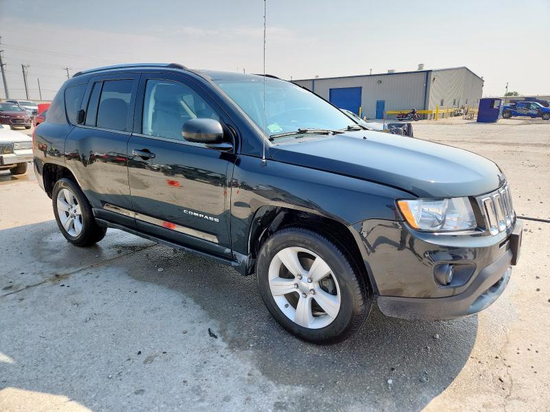 1J4NF1FB4BD201716 - 2011 JEEP COMPASS SPORT 黑色 照片 4