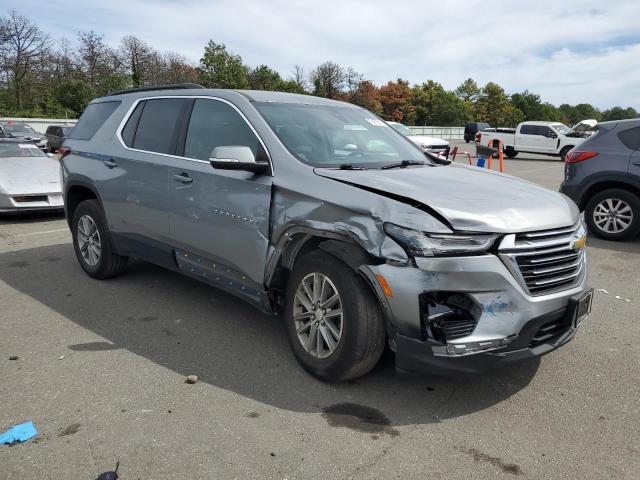 1GNEVHKW9PJ210874 - 2023 CHEVROLET TRAVERSE LT GRAY photo 4