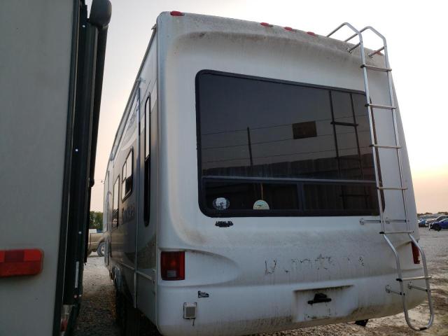 4YDF3072X84700604 - 2008 KEYSTONE MONTANA WHITE photo 3