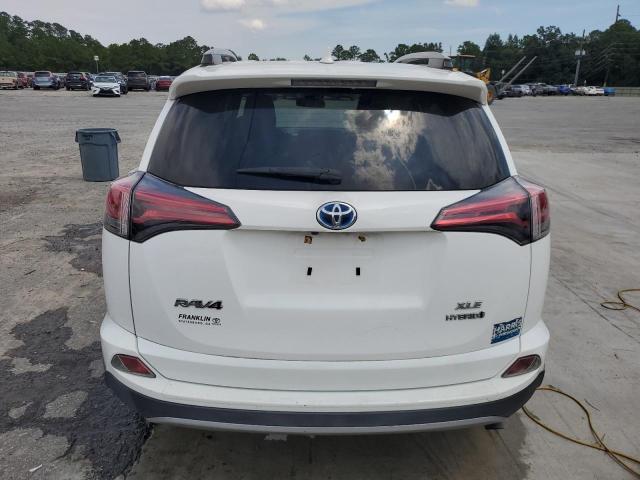 JTMRJREV8HD120839 - 2017 TOYOTA RAV4 HV LE WHITE photo 6