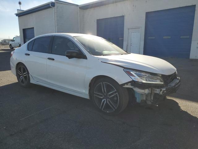 1HGCR3F99GA020196 - 2016 HONDA ACCORD TOURING WHITE photo 4