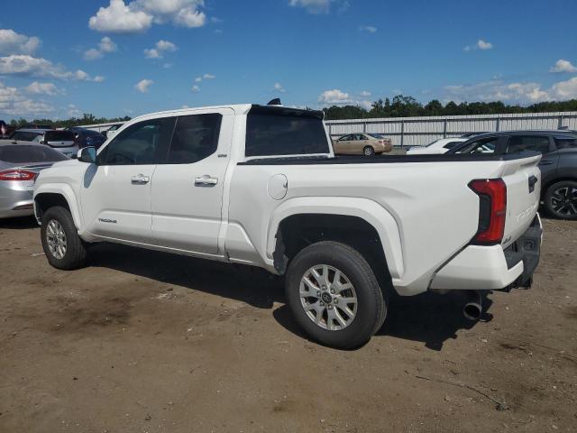 3TYLB5JN8RT058628 - 2024 TOYOTA TACOMA DOUBLE CAB WHITE photo 2