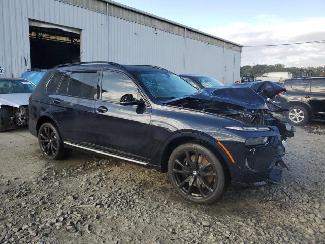 5UX23EM05P9P35195 - 2023 BMW X7 XDRIVE40I BLUE photo 4