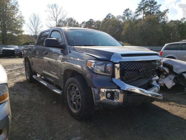 5TFEY5F11JX230926 - 2018 TOYOTA TUNDRA CREWMAX SR5 GRAY photo 4