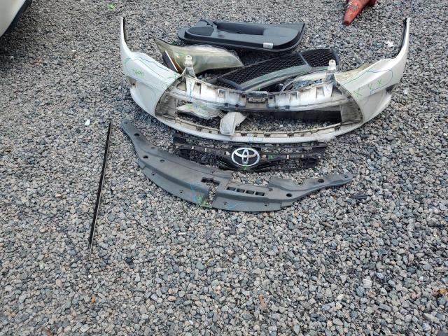 4T1BF1FK7GU120351 - 2016 TOYOTA CAMRY LE WHITE photo 12