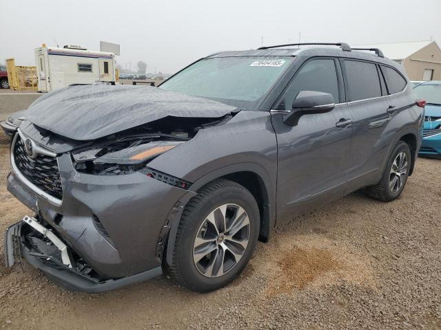 2022 TOYOTA HIGHLANDER XLE, 
