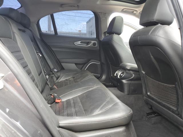 ZARFANBN3K7621536 - 2019 ALFA ROMEO GIULIA TI رمادي صورة 10