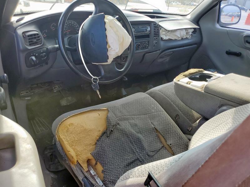 1FTRX18L7YNB50273 - 2000 FORD F150 Белый фото 8