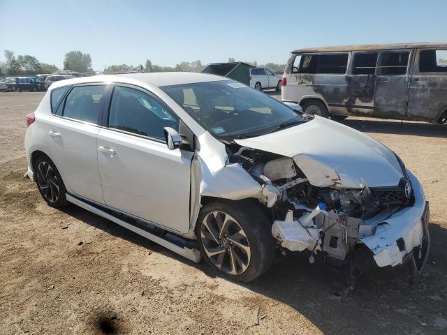 JTNKARJE7JJ563641 - 2018 TOYOTA COROLLA IM Blanco foto 4