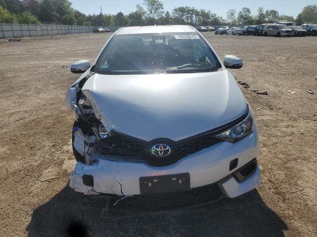 JTNKARJE7JJ563641 - 2018 TOYOTA COROLLA IM Blanco foto 5