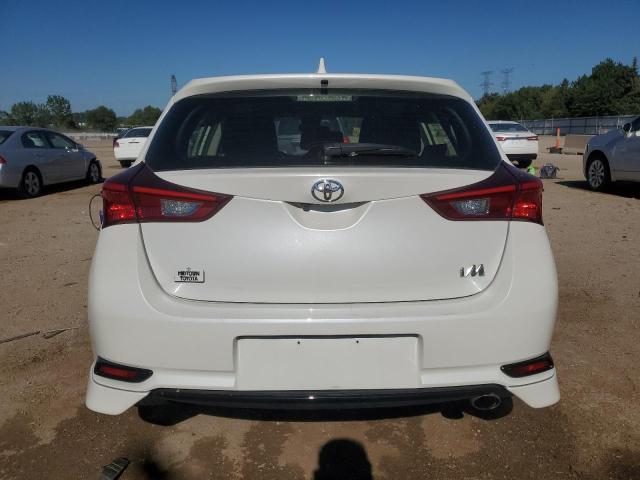 JTNKARJE7JJ563641 - 2018 TOYOTA COROLLA IM Blanco foto 6