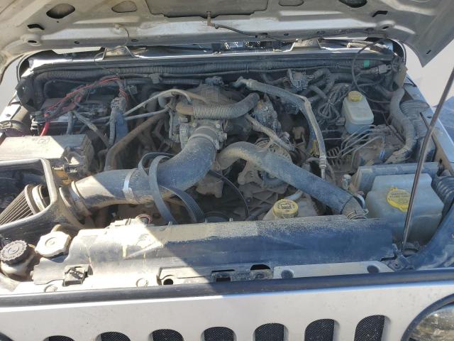 1J4BA3H14BL568378 - 2011 JEEP WRANGLER UNLIMITED SPORT SILVER photo 11