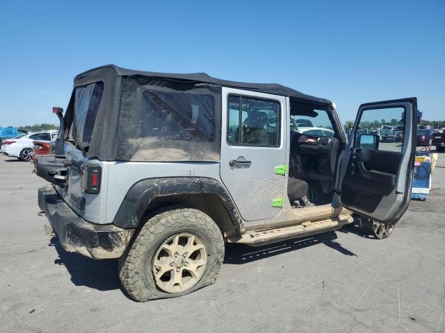 1J4BA3H14BL568378 - 2011 JEEP WRANGLER UNLIMITED SPORT SILVER photo 3