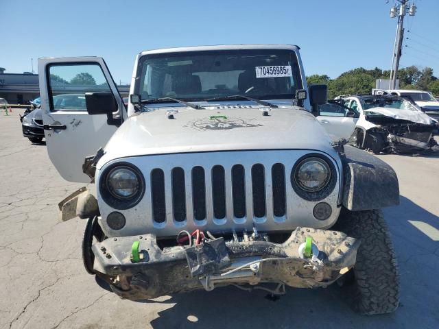 1J4BA3H14BL568378 - 2011 JEEP WRANGLER UNLIMITED SPORT SILVER photo 5