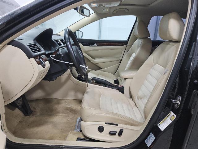 1VWCP7A39DC057146 - 2013 VOLKSWAGEN PASSAT SEL BLACK photo 7