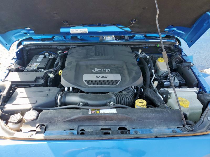 1C4BJWEGXGL301169 - 2016 JEEP WRANGLER UNLIMITED SAHARA BLUE photo 11