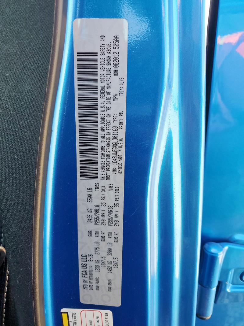 1C4BJWEGXGL301169 - 2016 JEEP WRANGLER UNLIMITED SAHARA BLUE photo 13