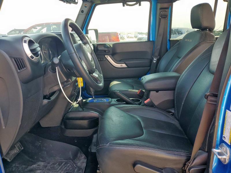 1C4BJWEGXGL301169 - 2016 JEEP WRANGLER UNLIMITED SAHARA BLUE photo 7