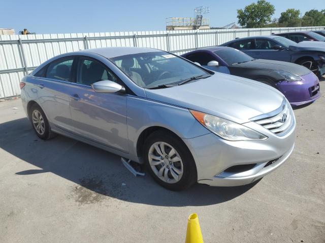 5NPEB4AC0BH290780 - 2011 HYUNDAI SONATA GLS SILVER photo 4