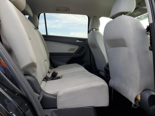 3VV1B7AX4JM013501 - 2018 VOLKSWAGEN TIGUAN S أسود صورة 11