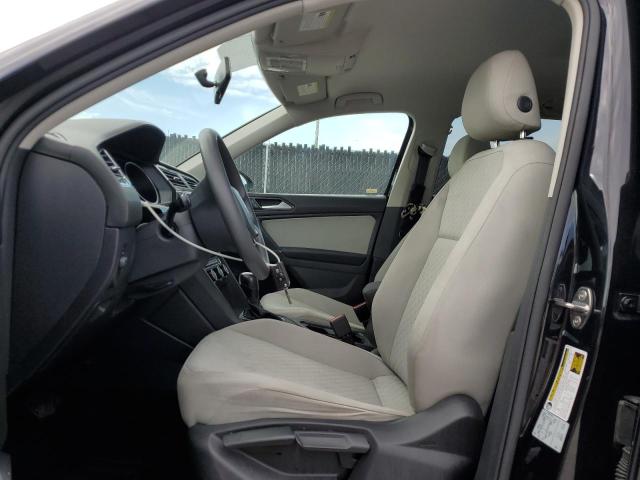 3VV1B7AX4JM013501 - 2018 VOLKSWAGEN TIGUAN S أسود صورة 7