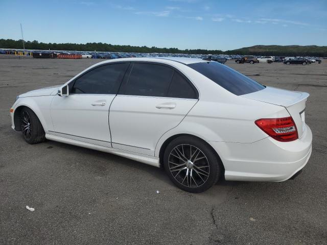 WDDGF8AB4DR248688 - 2013 MERCEDES-BENZ C 300 4MATIC WHITE photo 2