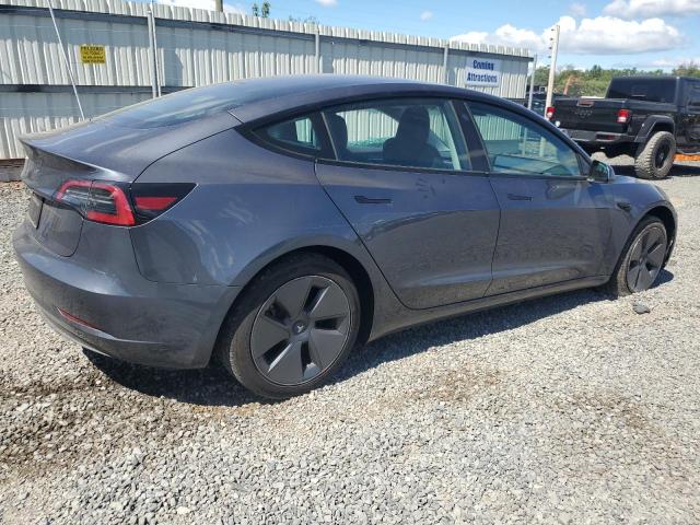 5YJ3E1EAXPF639133 - 2023 TESLA MODEL 3 GRAY photo 3