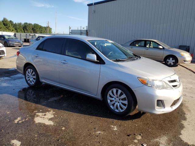 2T1BU4EE6CC896436 - 2012 TOYOTA COROLLA BASE 银色 照片 4