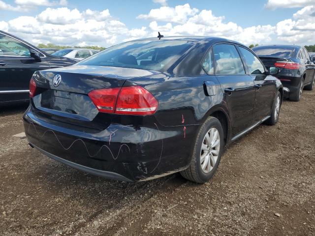 1VWAP7A37DC104942 - 2013 VOLKSWAGEN PASSAT S BLACK photo 3