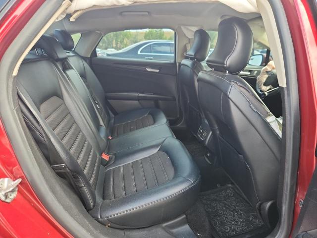 3FA6P0T9XJR273020 - 2018 FORD FUSION SE RED photo 10